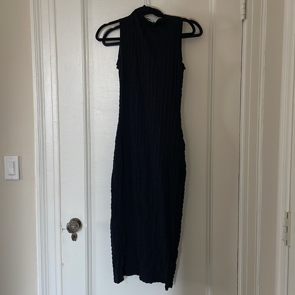Zara black midi dress, bought June 2023, side M, worn once. Excellent condition! - Picture 2 of 4